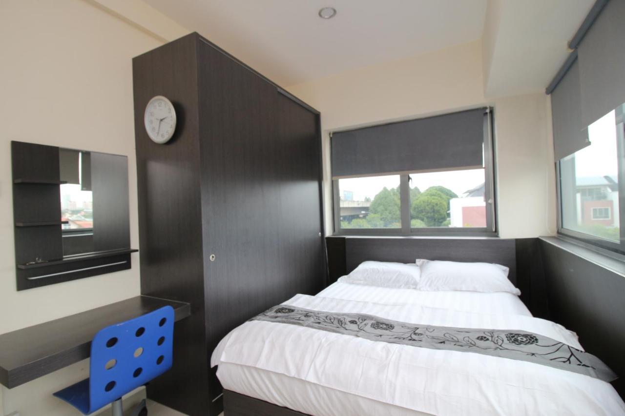 Jjh Serviced Apartments Near Serangoon Mrt Singapore Exteriör bild